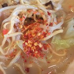 はた満 - 唐辛子で味変