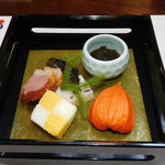 八寸　旬菜盛り込み