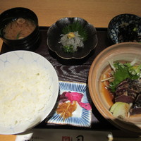 土佐料理 司 高知本店 - 鰹タタキ定食とどろめ