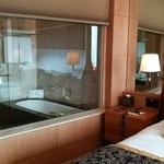 シャングリ・ラ ホテル 東京 - 客室＆バスルーム