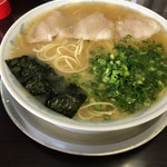 ラーメン げんこつ家 - 