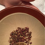 シルクロードガーデン - すり鉢に山椒が来ます