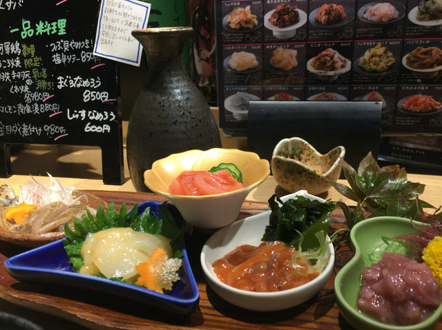 駿河屋賀兵衛 マーチエキュート神田万世橋店「塩辛専門店」>