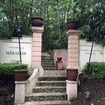 オーベルジュ・オー・ミラドー - 