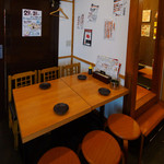 Nikukei Izakaya Nikujuuhachibanya Toranomon Ten - テーブル席