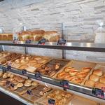 世界パン - 内観：一番大きな壁面