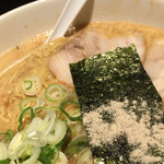 萬珍軒 - 萬珍軒(愛知県名古屋市中村区太閤通)玉子とじラーメン(醤油)