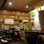 のと前回転寿司 - 店内の様子