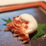 現代ガストロノミー 四匹の猫 - いくらが隠れています☆