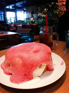 Kaka'ako Dining & Cafe  - マウナラニパンケーキ\1500
