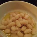 ジラソーレ - 白いんげん　オリーブオイルがかけてあって病みつき