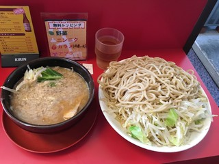 Kojuurou - つけ麺:特盛、野菜、油マシ