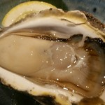 かきと旬鮮料理とおそば 開 - 天然岩牡蠣