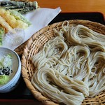 戸隠堂 - 天ざるそば