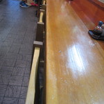 おか村 - カウンター