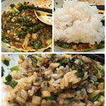 博多ラーメン まるひで - タレとトッピングが残ったら追い飯食い追加します → またまた混ぜ混ぜします(^-^)/