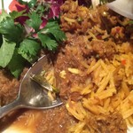 レオーネ - 「ポークコルマとチリメンキーマ。蟹カレー。焼き茄子の冷製カレービリヤニ」１５００円