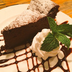 カブスター - チョコレートケーキ。