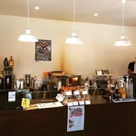 MotherPortCoffee - 「マザーポートコーヒー 女川店」の内観。
      
      オシャレな雰囲気のお店です。