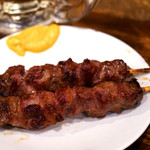 立飲み たきおか - カシラ串焼。飲みすぎ、食べすぎに注意^ ^;