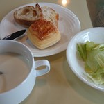 Gasutoronomu Bekari - 食べ放題のパン、サラダ、スープ