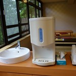 老神温泉 ぎょうざの満洲 - （2016/7月）大浴場湯上がり処の冷水サービス