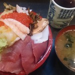 寿司富　ちらし（大盛）