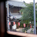 カヤバ珈琲 - 窓から外を眺めて。