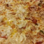 AOKI's Pizza - ハーフ＆ハーフ色合いが地味だな(笑)