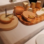 カランドリエ - チーズ9種類勢ぞろい