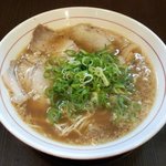 ラーメン 京龍 - 醤油ラーメン(680円)