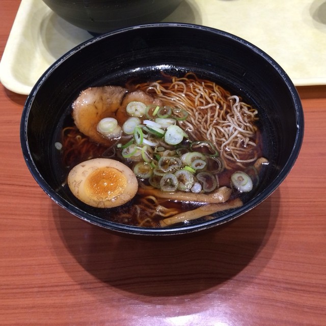 飛騨高山らーめん吉田屋 土岐プレミアムアウトレット店 土岐市 ラーメン 食べログ 飛騨高山らーめん吉田屋 土岐プレミアムアウトレット店 土岐市 ラーメン 食べログ