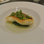 アキヒサ ハンダ - 根室産”柳の舞”にんにくとハーブのブイヨンで