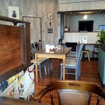 カフェ•レストラン きんぎょ食堂だいず - 店内２