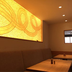 Unagi Ryouri Sawashou - 壁面の装飾と間接照明が素敵