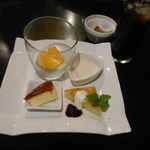 ステーキ・洋食のTANTO屋 - デザートプレート　2016.8