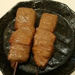 ホルモン串焼き 丸高 - ヒレ