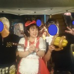 鶏冠 - バルーンアーティストカルーア啓子+店の大将　右側