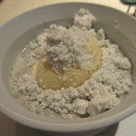 イレテテュヌフワ - [ランチ]アイスの下にプリン
      沖縄産はちみつのせ