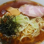 豊川稲荷境内家元屋 - ラーメン　刻みのりが印象的　