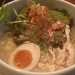 鶏白湯麺 蔭山 - 鶏白湯 塩そば 880円