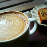 カザーナ・コーヒー - カフェ・ラテ＆チョコとクルミのパウンドケーキ