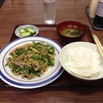 小菊食堂 - 料理写真:青椒肉絲定食