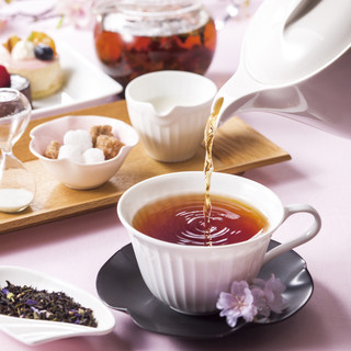 ロビーラウンジクリスタルムーブメント_0