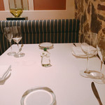 ル・マノアール・ダスティン - テーブルセッテイング