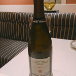 ル・マノアール・ダスティン - シャンパーニュ　Robert Moncuit