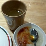 串鳥 - サービスのスープとダイコンおろしが旨い