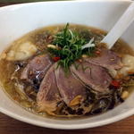 Tachibana - ワンタンラーメンに鴨肉トッピング