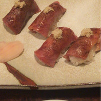 ざくろ 銀座店 - 肉寿司