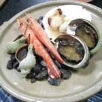 美国観光ハウス - 宝楽焼き。アワビ、ツブ、ホタテ、ぼたんエビ。（2016年8月）